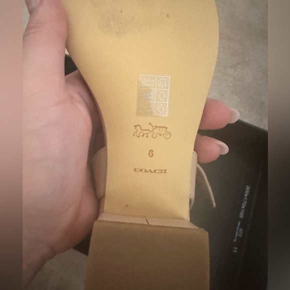 Coach Ida Sandal 6 - Picture 4 of 4